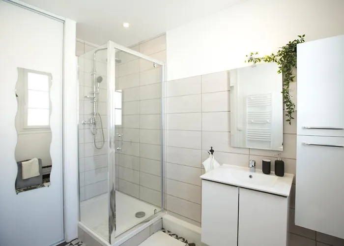 #lindustriochampetre Free Parking, Bien Situé, Spacieux, Proche Clinique Appartamento Rouen