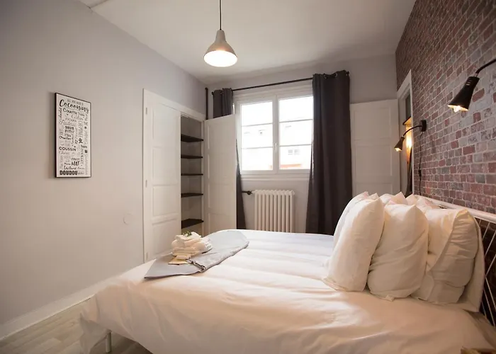 #lindustriochampetre Free Parking, Bien Situé, Spacieux, Proche Clinique Appartamento